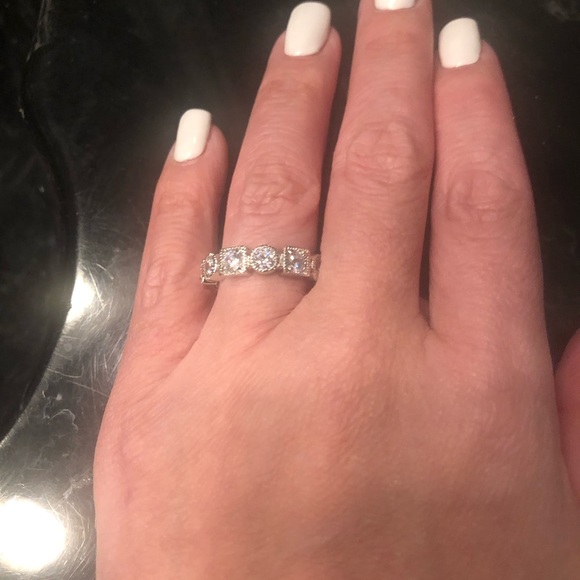 Retired- Swarovski Crystal wedding or anniversary ring set - Picture 6 of 13